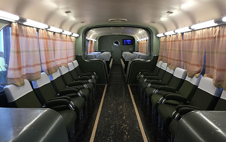 Interior de coche Tren Talgo II