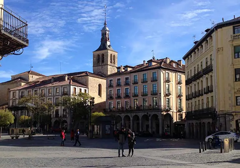 Plaza Mayor vista desde la Catedral de Segovia