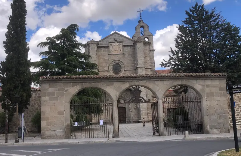 Real Monasterio de Santo Tomás_ Avila