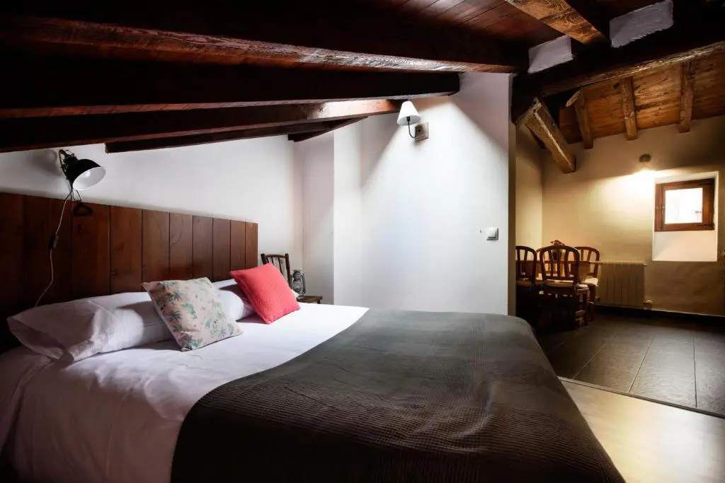 Dormir en la Sierra de Madrid: Hotel Rural El Papamoscas
