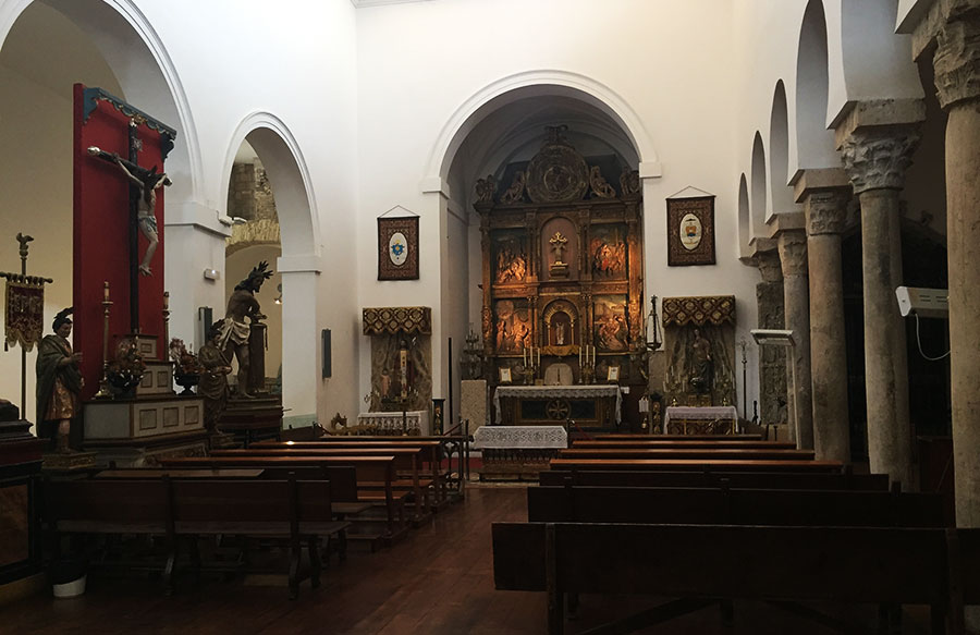 Interior de la Iglesia del Salvador