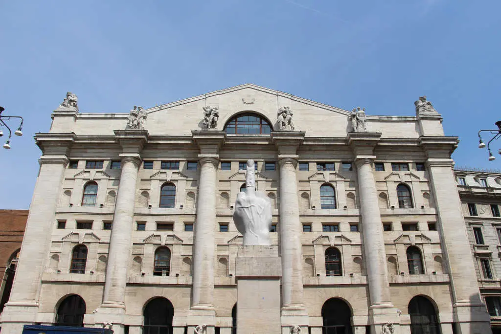 Palazzo della Borsa de Milán