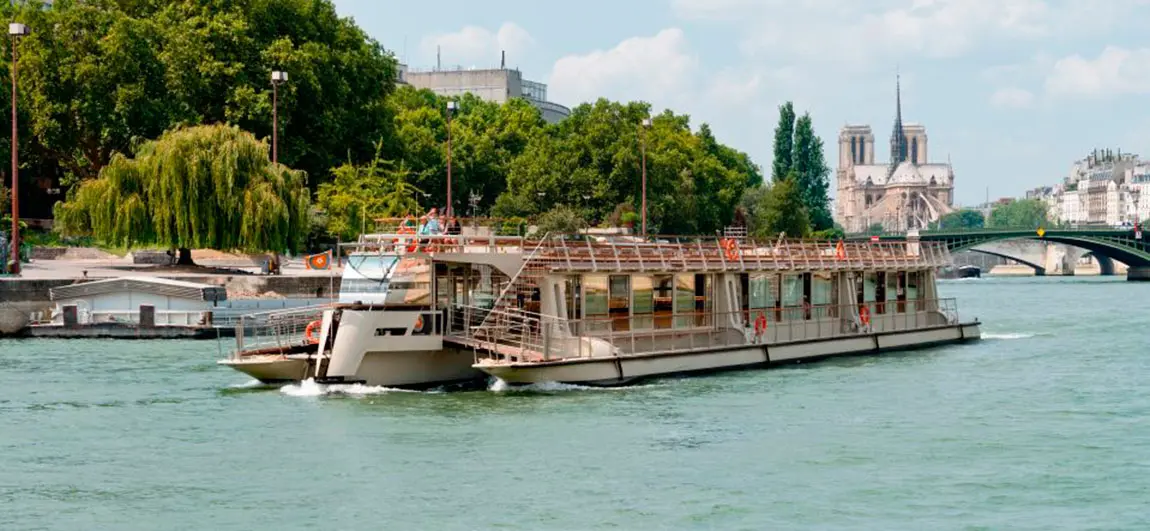 Crucero por el Sena en París