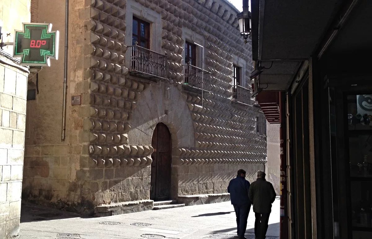 Fachada Casa de los Picos de Segovia